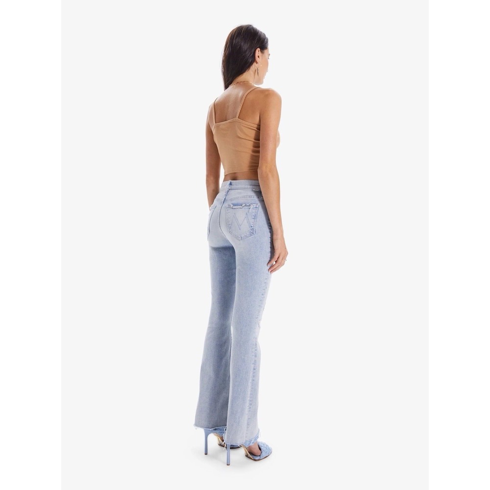 Mother Weekender Fray Action Shot Flare Jeans 24 Light Wash Distressed Raw Hem - Picture 2 of 16
